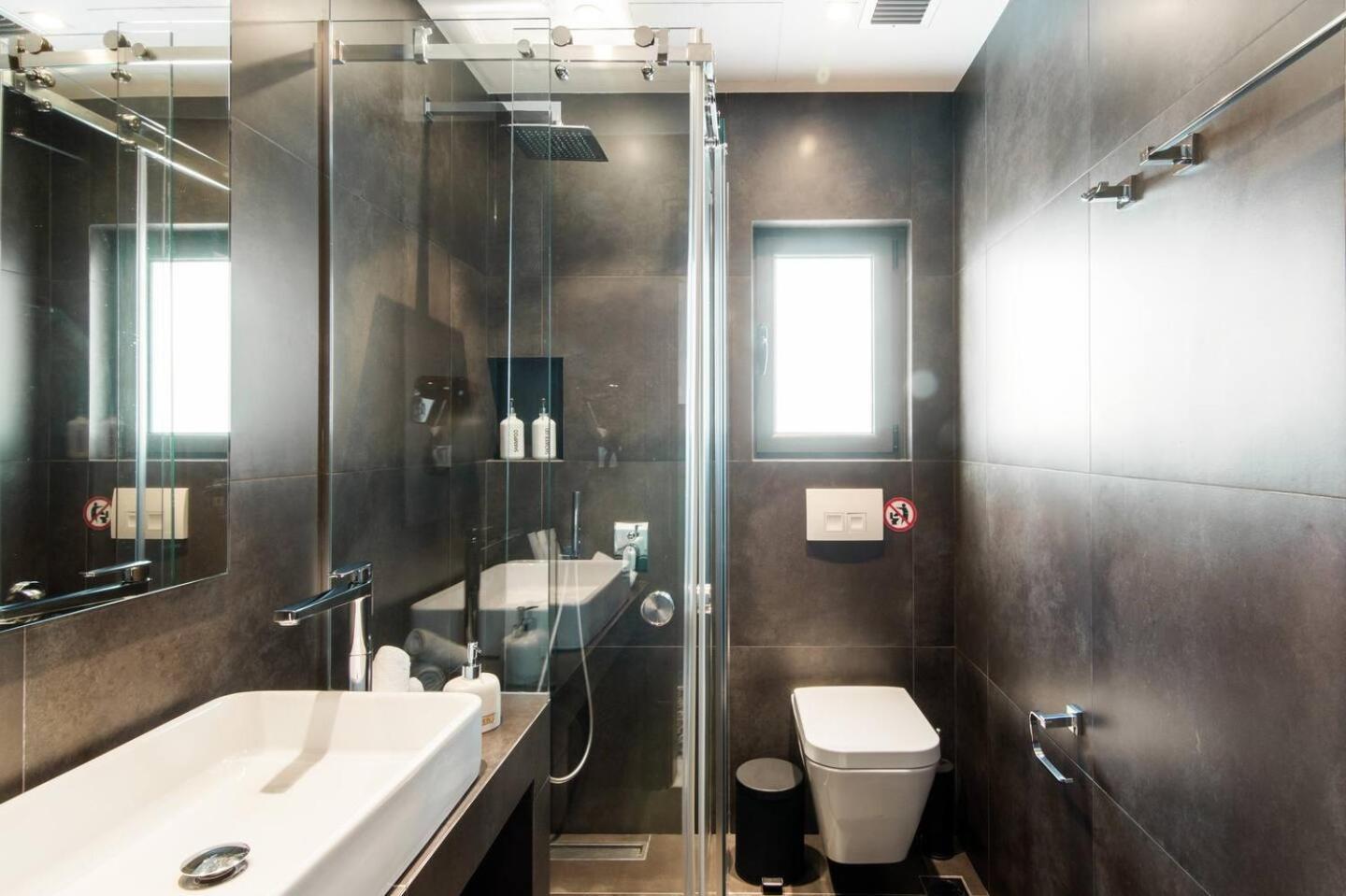 Ma Maison Nο 1, Penthouse, Acropolis And Lycabettus View, Ultra High Speed Internet 300 Mbps, 15' To Acropolis By Metro, 1' From Metro Station Athens Luaran gambar