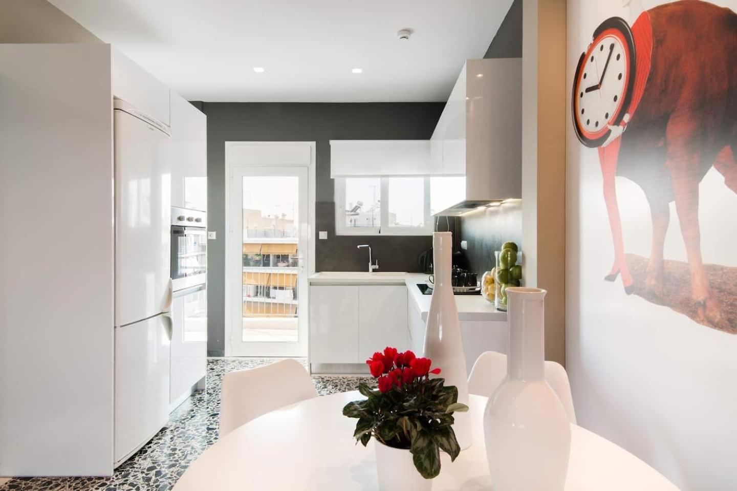 Ma Maison Nο 1, Penthouse, Acropolis And Lycabettus View, Ultra High Speed Internet 300 Mbps, 15' To Acropolis By Metro, 1' From Metro Station Athens Luaran gambar