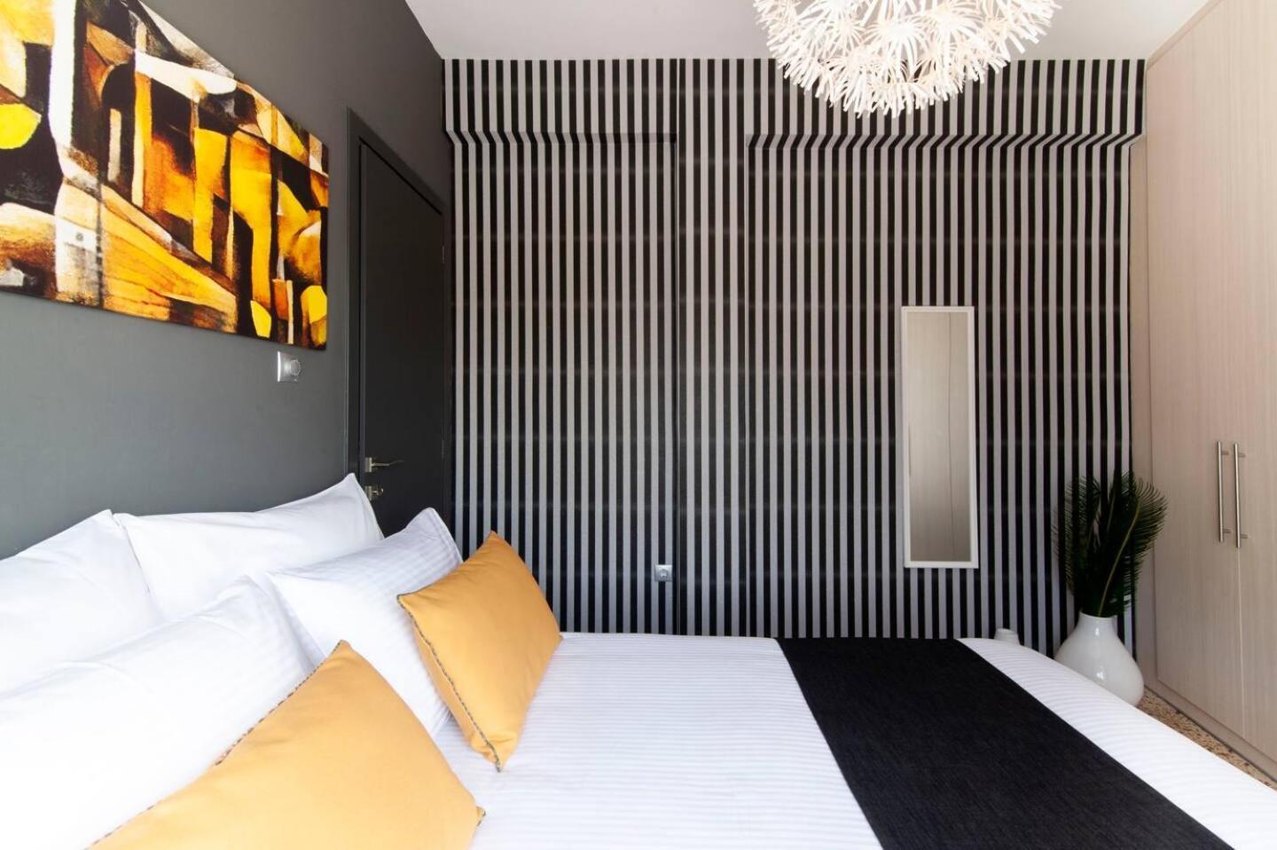 Ma Maison Nο 1, Penthouse, Acropolis And Lycabettus View, Ultra High Speed Internet 300 Mbps, 15' To Acropolis By Metro, 1' From Metro Station Athens Luaran gambar