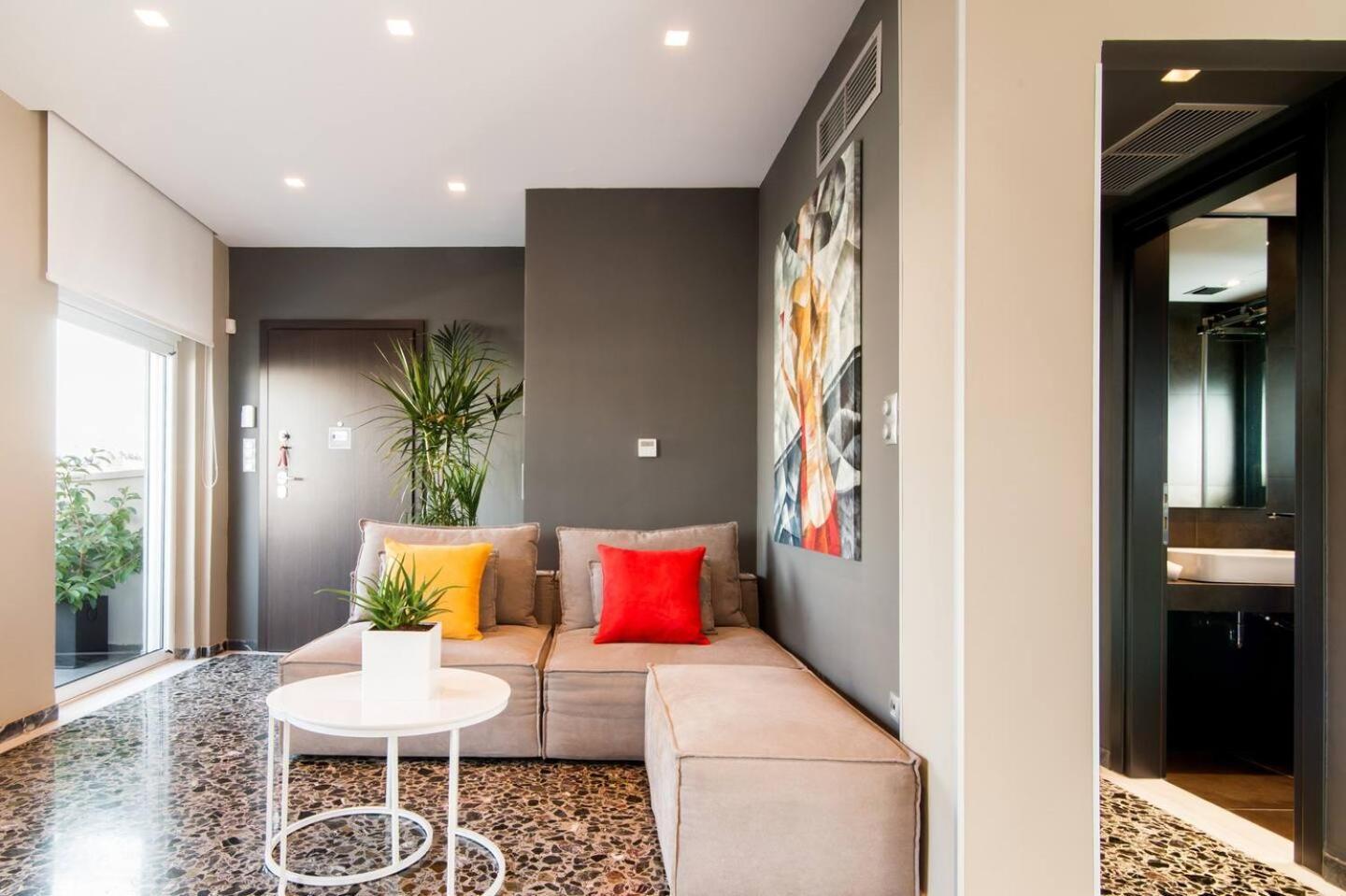 Ma Maison Nο 1, Penthouse, Acropolis And Lycabettus View, Ultra High Speed Internet 300 Mbps, 15' To Acropolis By Metro, 1' From Metro Station Athens Luaran gambar