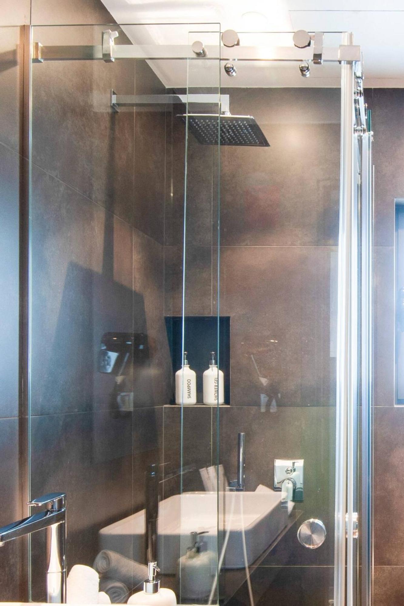 Ma Maison Nο 1, Penthouse, Acropolis And Lycabettus View, Ultra High Speed Internet 300 Mbps, 15' To Acropolis By Metro, 1' From Metro Station Athens Luaran gambar